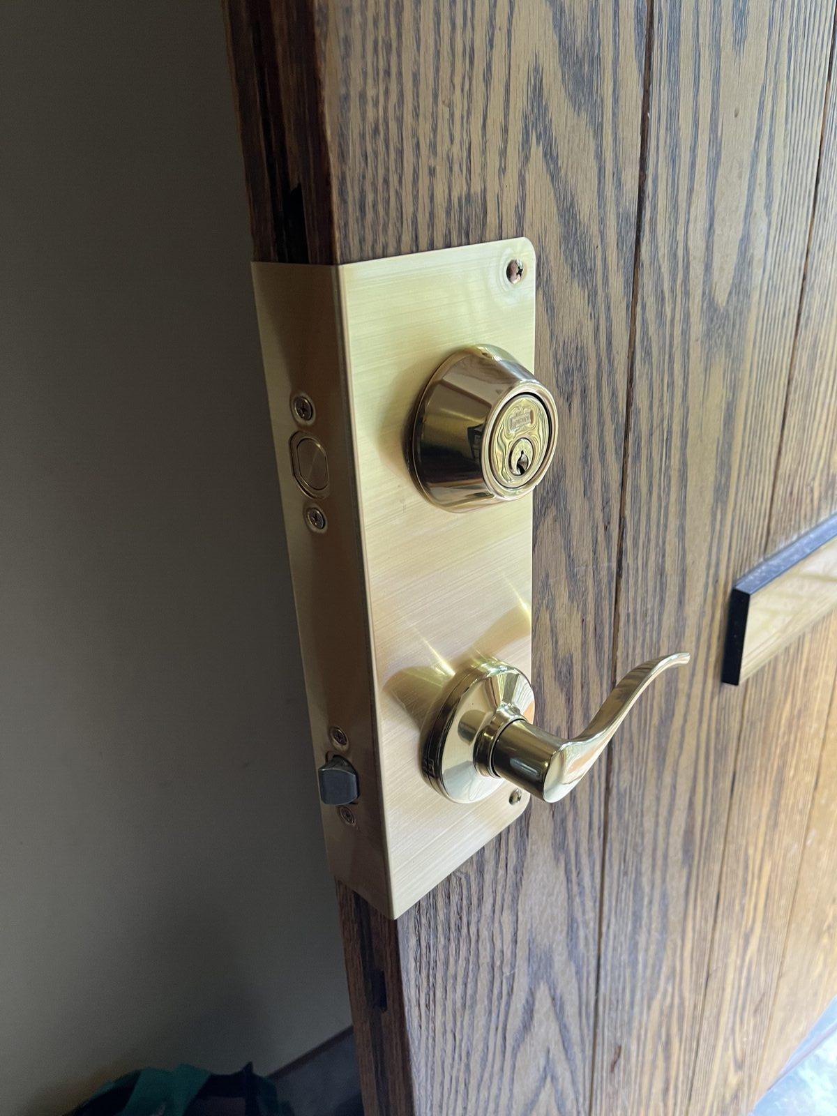 Can-Lock Security field work — locks, hardware, and door service